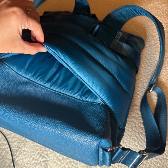 Laundry by Shelli Segal Puffer Backpack - Picture 7 of 10